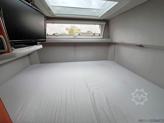 Kastenwagen Wohnmobil / Campervan LA STRADA Nova L - Automatik - Festbett -  -