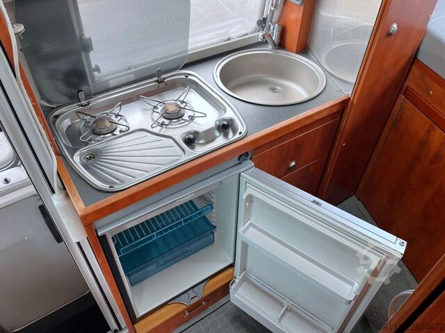 Kastenwagen Wohnmobil / Campervan LA STRADA Nova L - Automatik - Festbett -  -