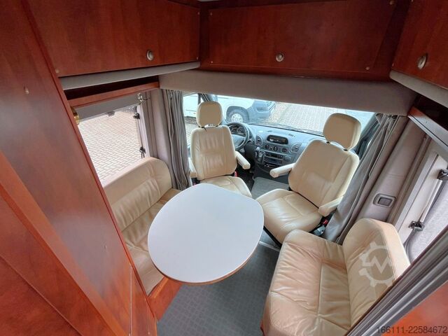 Kastenwagen Wohnmobil / Campervan LA STRADA Nova L - Automatik - Festbett -  -