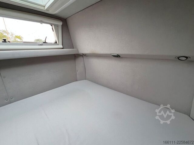 Kastenwagen Wohnmobil / Campervan LA STRADA Nova L - Automatik - Festbett -  -