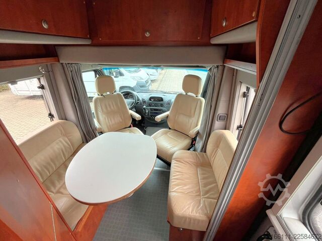 Kastenwagen Wohnmobil / Campervan LA STRADA Nova L - Automatik - Festbett -  -