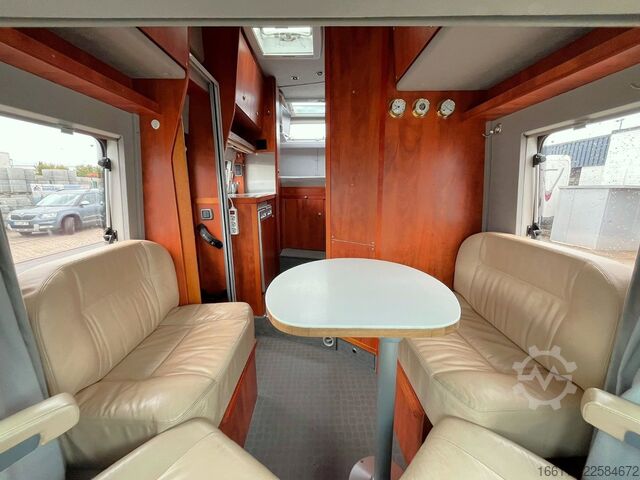 Kastenwagen Wohnmobil / Campervan LA STRADA Nova L - Automatik - Festbett -  -