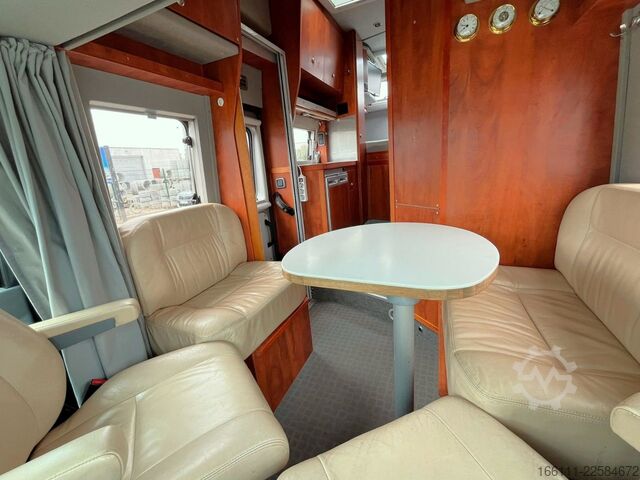 Kastenwagen Wohnmobil / Campervan LA STRADA Nova L - Automatik - Festbett -  -