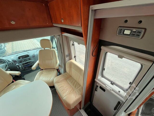 Kastenwagen Wohnmobil / Campervan LA STRADA Nova L - Automatik - Festbett -  -