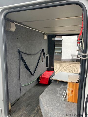 Kastenwagen Wohnmobil / Campervan LA STRADA Nova L - Automatik - Festbett -  -