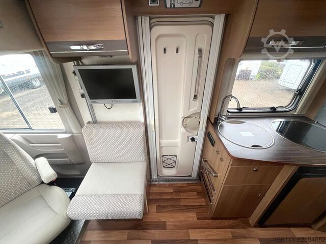 Integriertes Wohnmobil HYMER/ERIBA Exsis I 562 - Einzelbetten -  - Solar