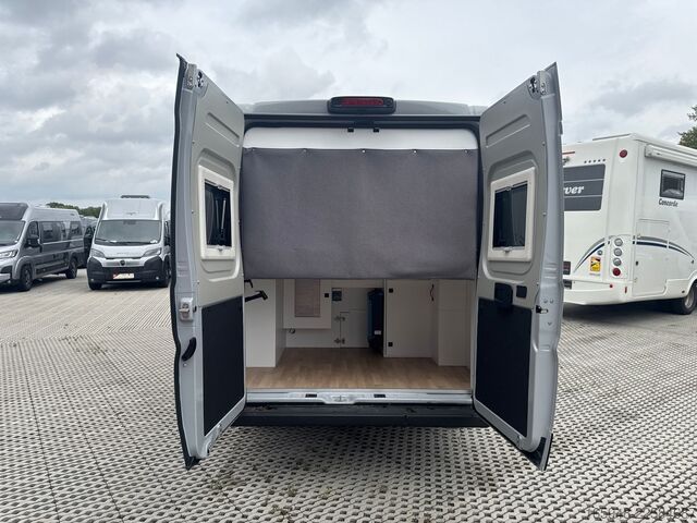Kastenwagen Wohnmobil / Campervan AFFINITY AFFINITY FREEDO 636 Premium