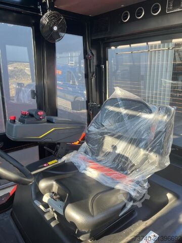 Heavy Forklift - electric EP EFL1203-HV-6