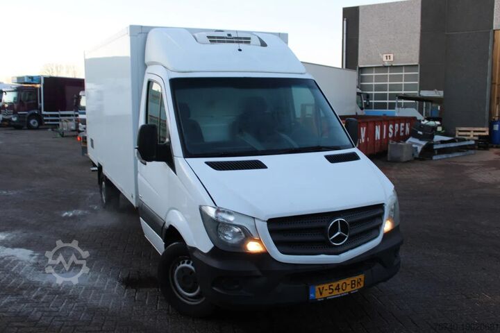 Refrigerated case Mercedes-Benz Sprinter 316 + THERMO KING