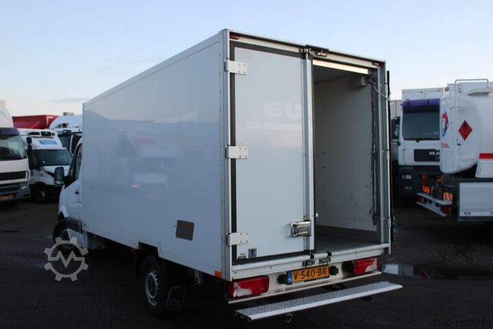 Refrigerated case Mercedes-Benz Sprinter 316 + THERMO KING