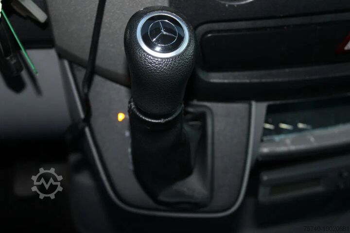 Refrigerated case Mercedes-Benz Sprinter 316 + THERMO KING