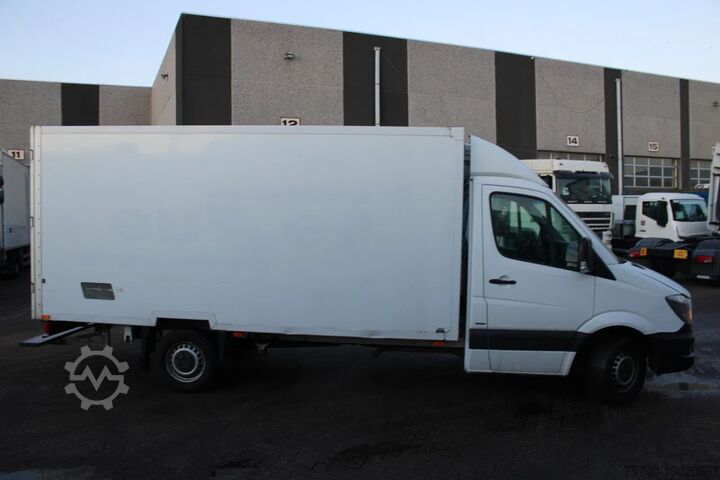 Refrigerated case Mercedes-Benz Sprinter 316 + THERMO KING