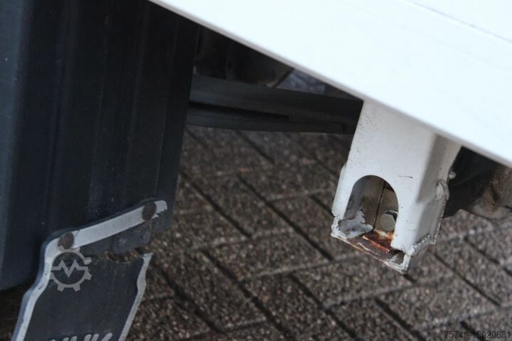 Refrigerated case Mercedes-Benz Sprinter 316 + THERMO KING