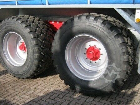 Düngerverteiler nr. 2807 Bemestertanken