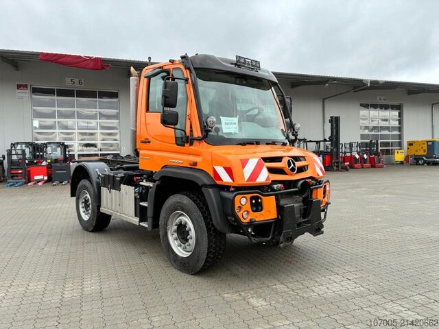 Other Mercedes-Benz Unimog U 430 mit Leistungshydraulik, EAS