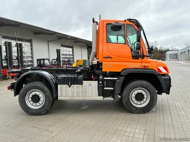 Other Mercedes-Benz Unimog U 430 mit Leistungshydraulik, EAS