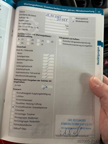 Special purpose truck Mercedes-Benz Unimog U 423