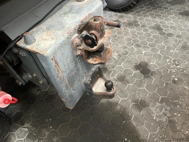 Customized van Hansa APZ 1003 Transporter Kleinfahrzeug Geräteträger