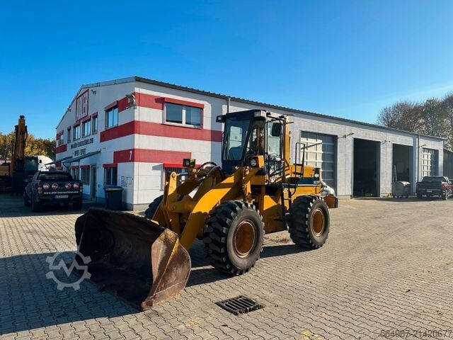 Wheel loader KOMATSU WA 200