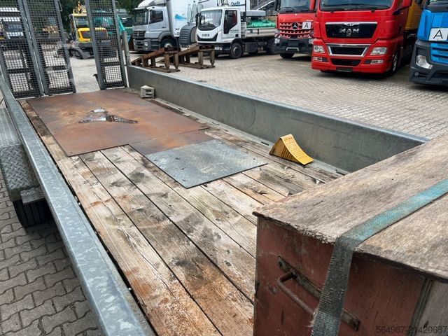 Low loader trailer Demmler TT119 Tiefladeranhänger mit Rampen Fräse