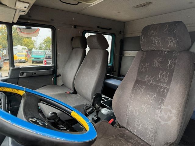 Curtain sider van MAN 8.174 L2000 Pritsche+Plane+LBW DOKA