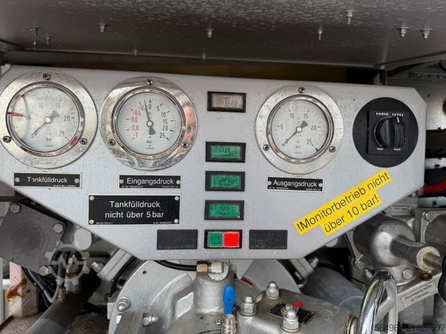 LKW mit Kofferaufbau MAN 12.222 Feuerwehr-LKW LF16 4x4 Allrad Expedition