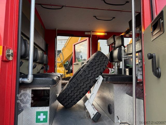 LKW mit Kofferaufbau MAN 12.222 Feuerwehr-LKW LF16 4x4 Allrad Expedition