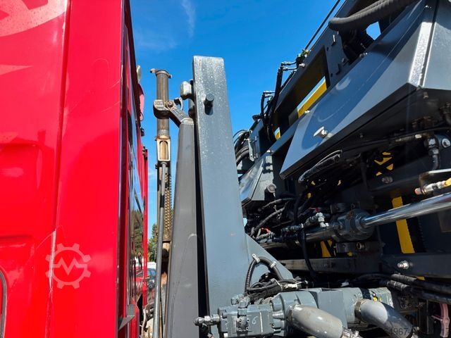 Abrollkipper SCANIA R580 Abrollkipper Flughafenstreufahrzeug 45m