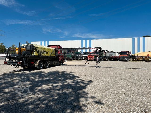 Abrollkipper SCANIA R580 Abrollkipper Flughafenstreufahrzeug 45m