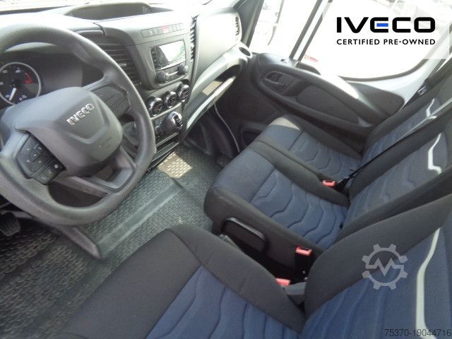 Box van IVECO 35S16