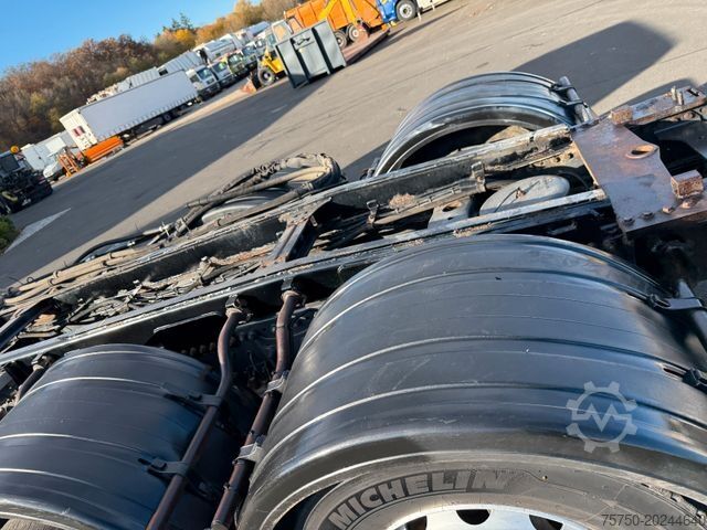 Truck chassis MERCEDES-BENZ Actros MP 3 2532 6x2 Euro 5