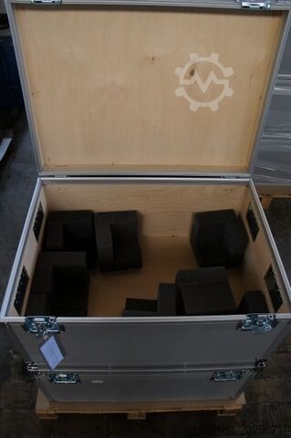 4 flight cases 52x72x35 cm Faes Cases 