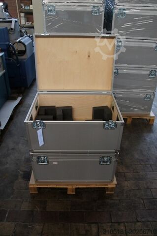 4 flight cases 52x72x35 cm Faes Cases 