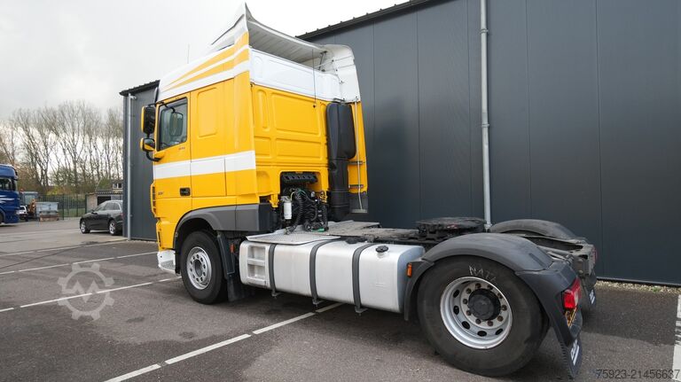 Standard-SZM DAF XF 430 Space Cab tractor unit