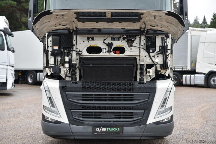 Standard tractor unit VOLVO FH 460 Globetrotter XL Varios i-Save