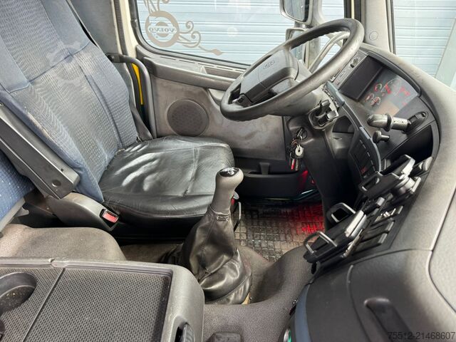 Sliding tarpaulin Volvo FM440 / Euro 5 / Tail Lift / VEB+ / TUV: 2-2027...