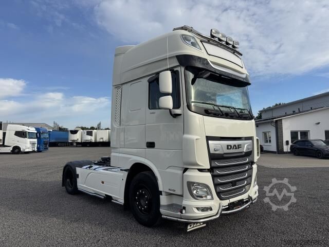 Standard SZM DAF XF 530 SSC Intarder Standklima Lightfix Bügel