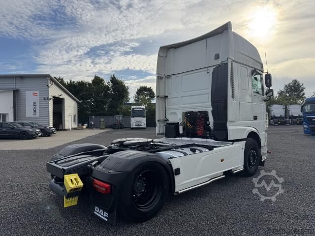 Standard SZM DAF XF 530 SSC Intarder Standklima Lightfix Bügel