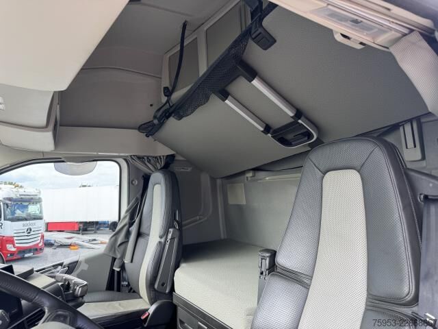 Standard SZM Volvo FH 500 Aero TC Leder Alufelgen LED Retarder