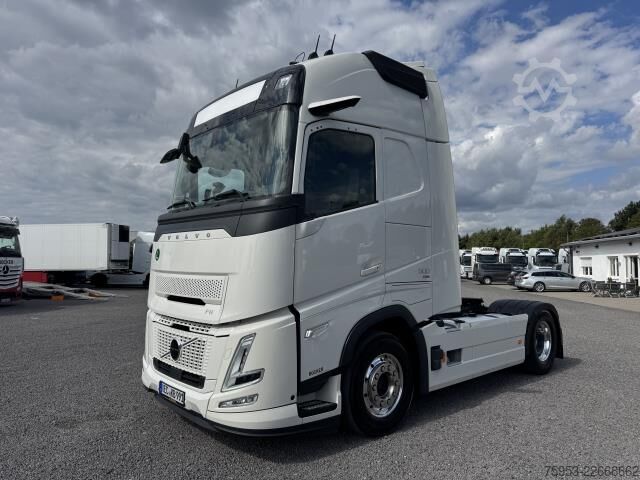 Standard SZM Volvo FH 500 Aero TC Leder Alufelgen LED Retarder
