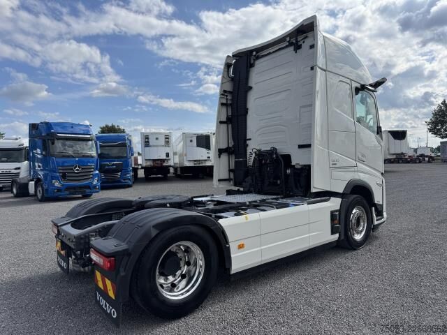 Standard SZM Volvo FH 500 Aero TC Leder Alufelgen LED Retarder