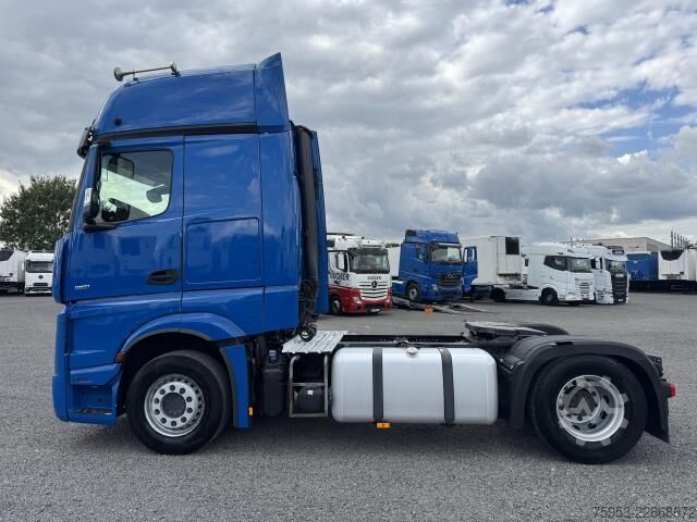 Standard SZM Mercedes-Benz 1851 LS Actros Gigaspace Retarder 2 x PTO