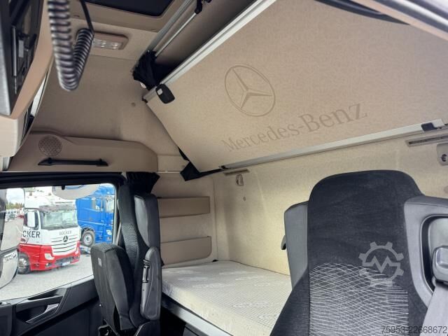 Standard SZM Mercedes-Benz 1851 LS Actros Gigaspace Retarder 2 x PTO