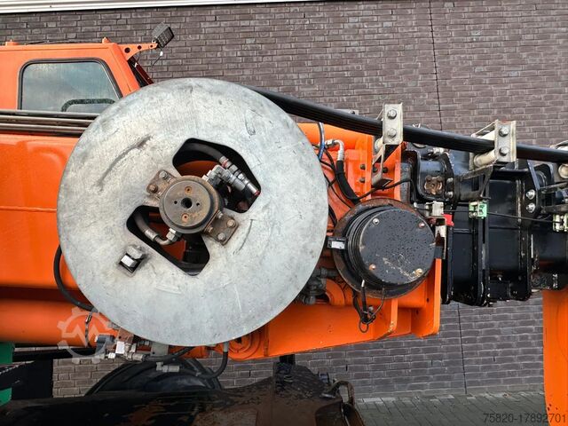 All-terrain crane Sennebogen 608 MULTICRANE/ROUGH TERRAIN CRANE + JIB