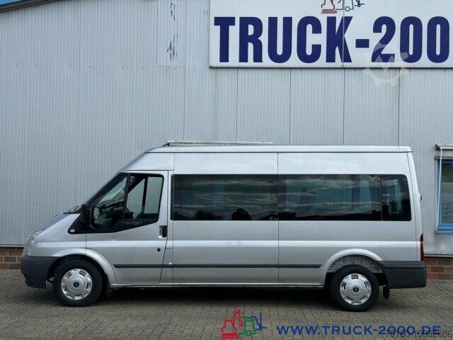 Kleinbus Ford Transit FT 300L Trend 9 Sitze & Rollstuhlrampe