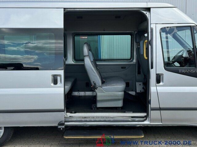 Kleinbus Ford Transit FT 300L Trend 9 Sitze & Rollstuhlrampe