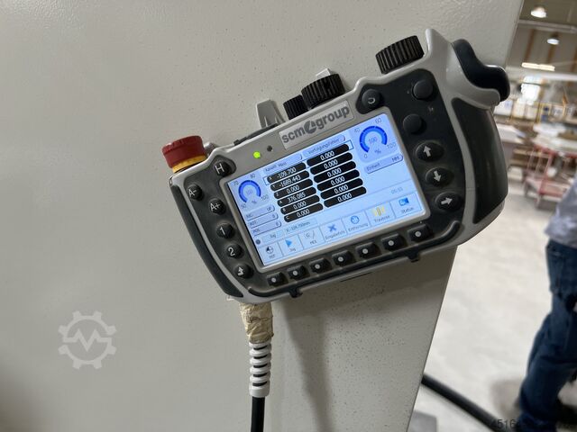 CNC machining center SCM morbidelli M 400