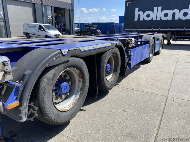 Container transport Broshuis 2Connect 2AKCC / 4 Axles / 3x Steering Axle / 2...