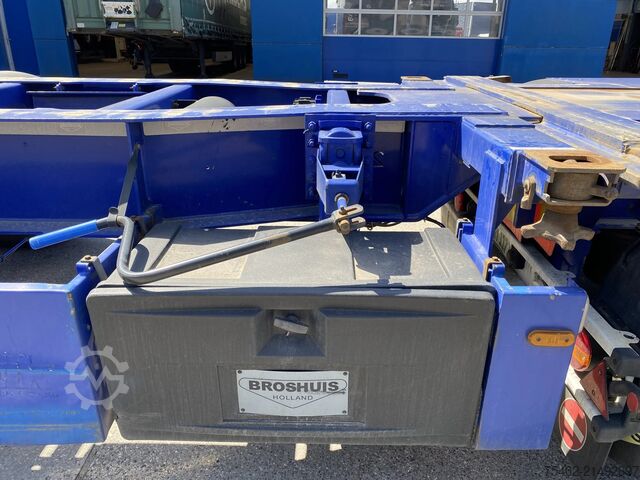 Container transport Broshuis 2Connect 2AKCC / 4 Axles / 3x Steering Axle / 2...
