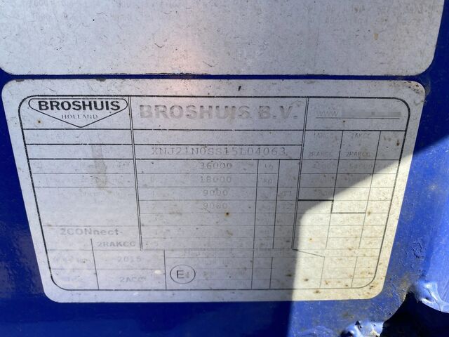 Container transport Broshuis 2Connect 2AKCC / 4 Axles / 3x Steering Axle / 2...